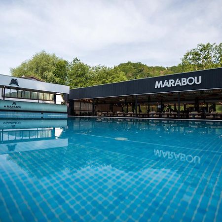 Marabou Resort Brassó Kültér fotó