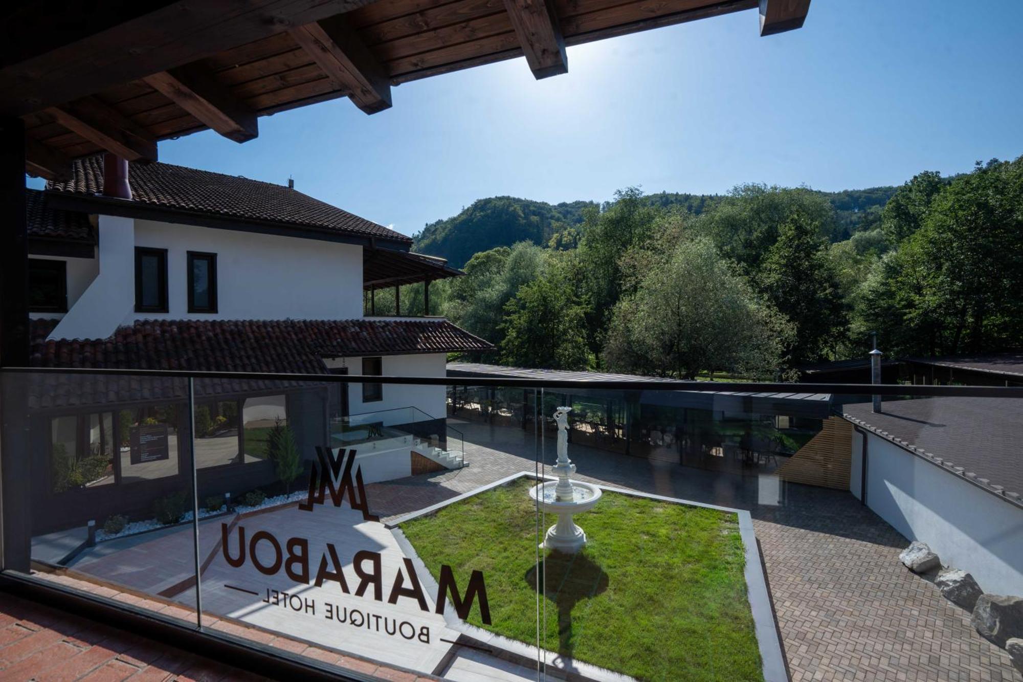 Marabou Resort Brassó Kültér fotó