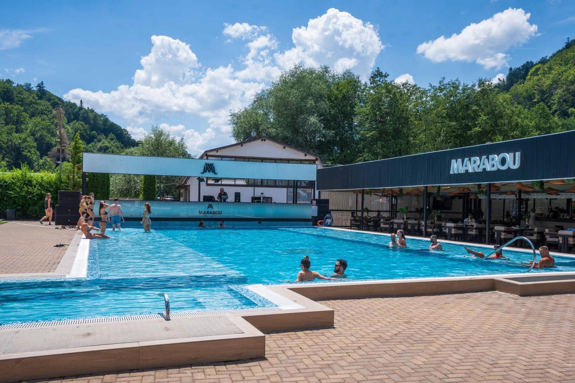 Marabou Resort Brassó Kültér fotó