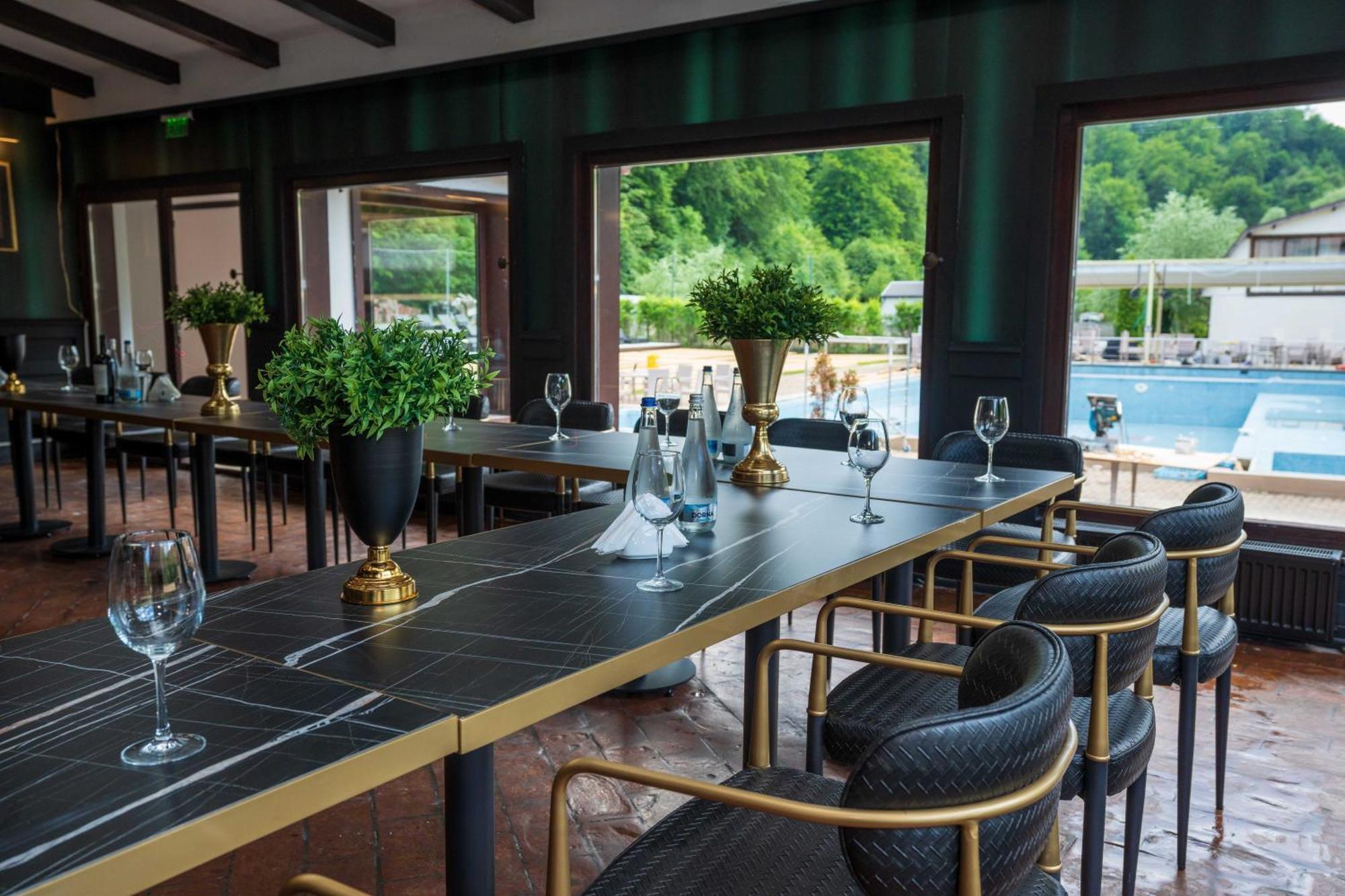 Marabou Resort Brassó Kültér fotó